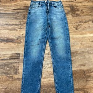 American Eagle Mom Jeans